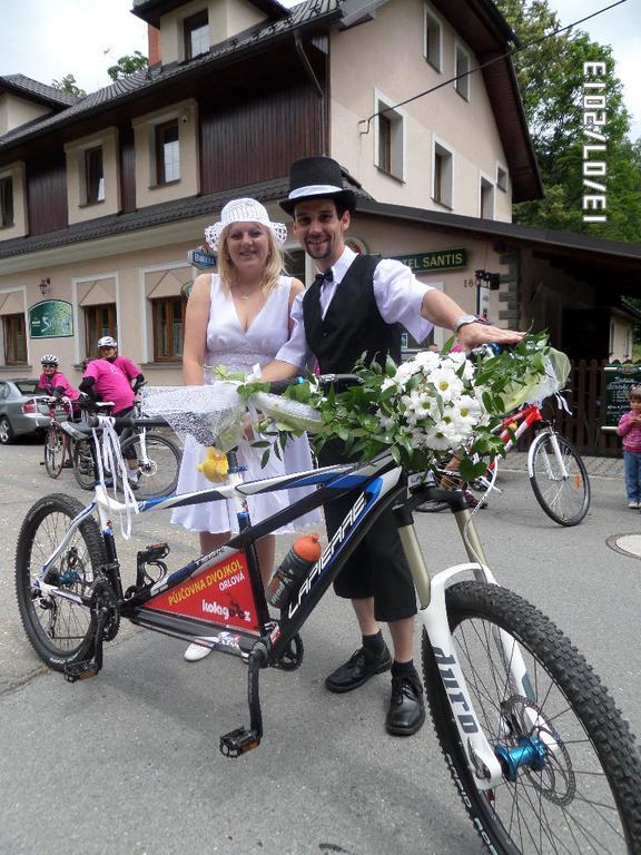 Hotel Saentis Komorni Lhotka Luaran gambar